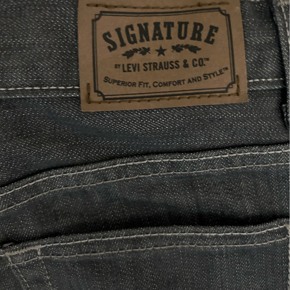 Levi’s signature boys